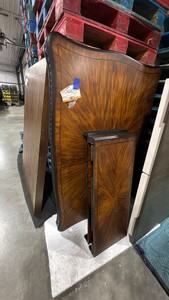 STUNNING WOOD TABLE TOP