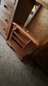 END TABLE WITH MAGAZINE RACK-USED