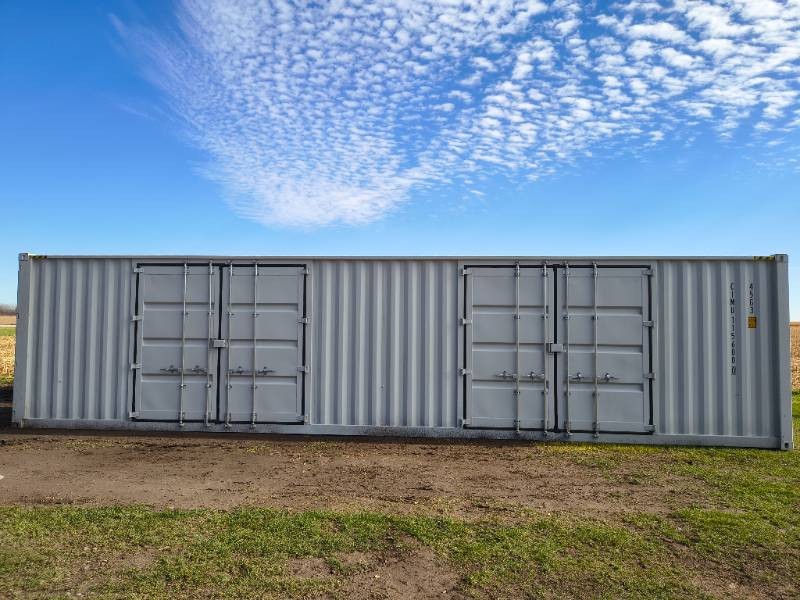 (WUZCIMU1156000)  40 Ft High Cube Sea Container with 2 Sets of Side Doors 40HC (WOLVERINE)