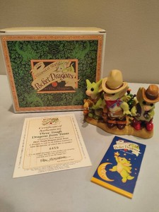 Whimsical World of Pocket Dragons Three Tough Dragons from Texas Limited Edition with COABox