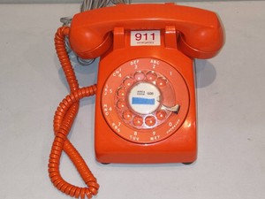 Stromberg Carlson Orange MCM Land Line Table Top Telephone