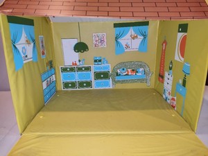 Fold-Up BarbieDoll Playhouse