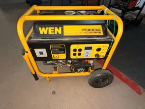 WEN 7000E 7000-Watt Portable Gas Generator  Electric Start  5500 Running Watt MSRP - APPROX. $770.00