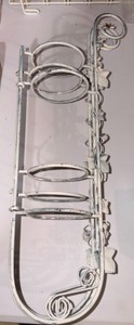 Vintage White Metal 6-Pot Plant Stand  Decorative Ivy &amp Scrollwork Design