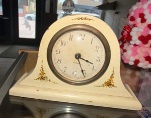 Vintage Gilbert Mantel Clock  Cream Wood Case with Floral Accents