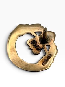 Claddagh-Style Gold-Tone Tie Tack With Chain