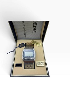 Vintage Seiko Quartz Digital Watch With Original Box