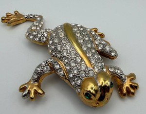 Rhinestone Frog Figural Brooch - Gold-Tone Pin