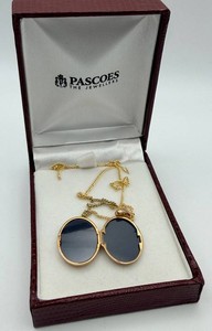 Pascoes 9ct Gold 375 Oval Locket Pendant Necklace