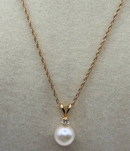 14K Pearl Pendant Necklace With Clear Accent Stone