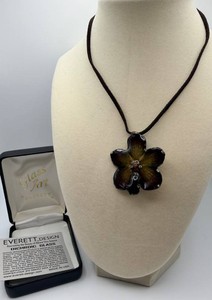 Everett Design Dichroic Glass Flower Pendant With Case