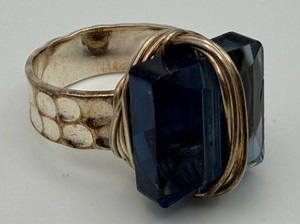 Sterling Silver Dark Blue Stone Ring Size 7