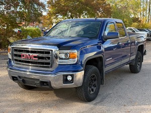 2014 GMC SIERRA 1500 SLE *4X4 | No Accidents Reported*