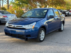 2008 FORD FOCUS SE 151k Miles  1 Owner (NO RESERVE)