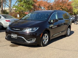 2017 CHRYSLER PACIFICA HYBRID PREMIUM *135k Miles | 1 Owner* (NO RESERVE)