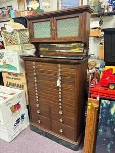 Wonderful Vintage 1930s era Multi-Drawer Dental Cabinet