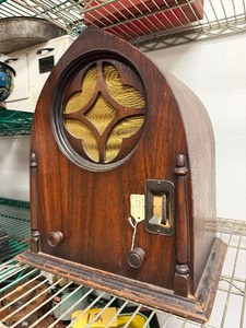 Antique 1920s Cathedral Tube Radio #1