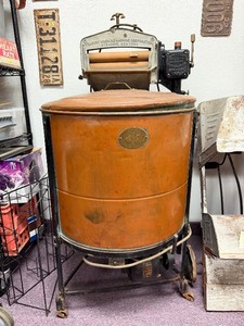 Very Nice Complete Condition Original Antique Copper Syracuse Washing Machine