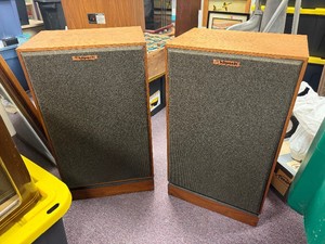 Quality Working KLIPSCH Model KG4 Speakers