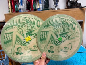 Pair of vintage VOGUE Picture Records
