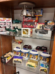 Contents of 2 Shelves Diecast Cars &amp other Vehicles