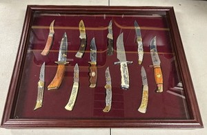 Excellent Complete Mint condition Franklin Mint Wildlife Hunter Series Knives