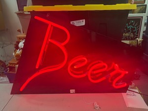 Working Neon Lighted BEER Bar Sign