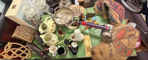 Entire Contents of Table - Collectibles Vintage items etc
