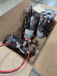 3 - 24 Volt Hydraulic Pump & Reservoir