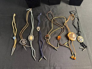VTG Navaho Style Turquoise & Red Coral Bolo Tie Holder - Western Stone & Shell Designs