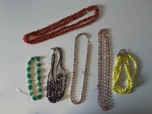 Costume Jewelry Necklace Mixed Lot - 6 Beaded Necklaces