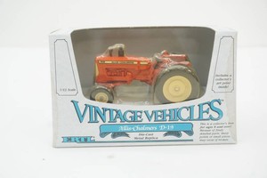 NIP Ertl 143 scale Die Cast Metal Vintage Vehicles Allis Chalmers D-19