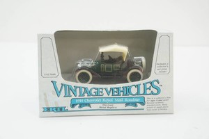 NIP Ertl 143 scale Die Cast Metal Vintage Vehicles 1914 Chevrolet royal Mail Roadster