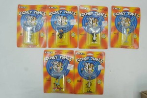 NIP Ertl Looney Tunes die cast metal characters 2 tall