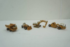 die cast metal Ertl 150 scale construction equipment