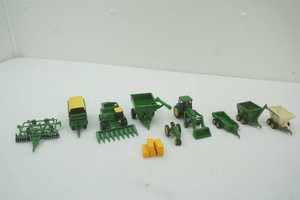 John Deere die cast 164 scale tractors and implements