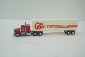Red Owl Foods semi tractor and cargo trailer 164 scale die cast metal