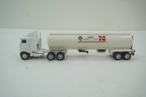 Ertl Mack semi truck with Cenex Land o Lakes tanker 164 scale die cast metal