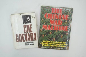 2 books The Chinese War Machine and Che Guevara