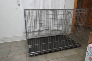 Precision Pet Products large dog kennel 28 x 42 x 30