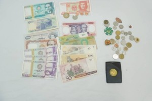 foreign currency and coins Cuban, Brazil, Indonesia, Peru and many other countries
