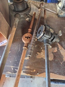 Hand Pipe Threader