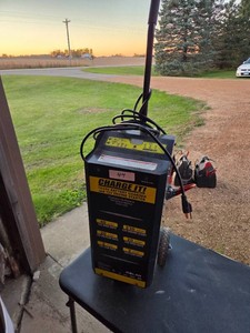 Chargeit 1224Volt Battery Charger