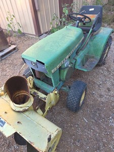 John Deere 112 WSnowblower (Unknown Condition)