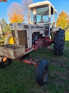 1966 Case 830 Gas Tractor (Runs)