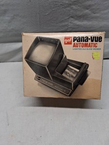 GAF Pana-Vue Automatic Lighted 2x2 Slide Viewer