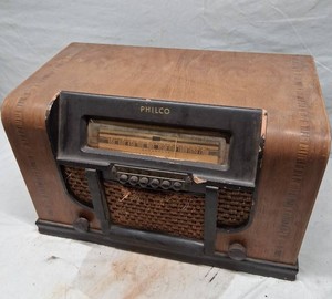 Philco Model 41-100 Vintage Radio