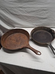 Lot of 2 Cast Iron Skillets including Griswold