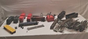 Lionel Model Train with Tracks and Transformer