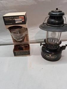 Mighty-Lite Century Primus Model 5400 Propane Lantern and Anchor Mini Light